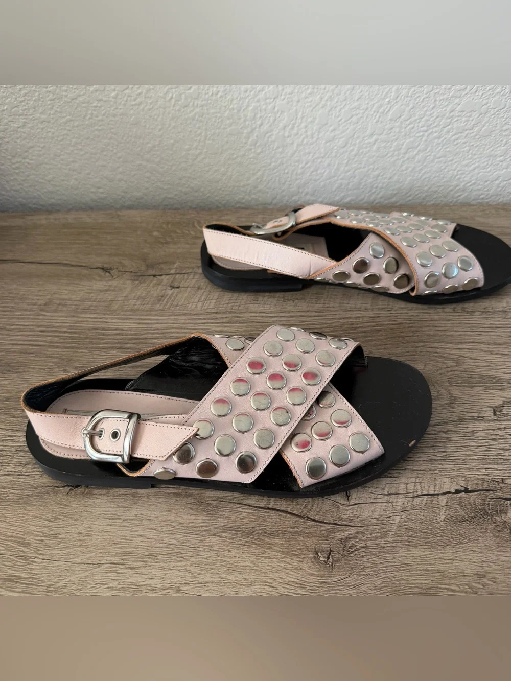 McQ By Alexander McQueen Black Studded Leather Sandals Cross Straps Size 37 Pink - Picture 4 of 10